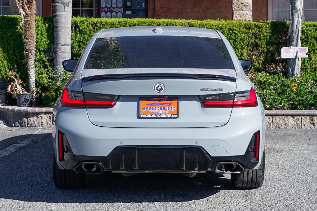 Used 2023 BMW M340i w/ Shadowloine Package image 7