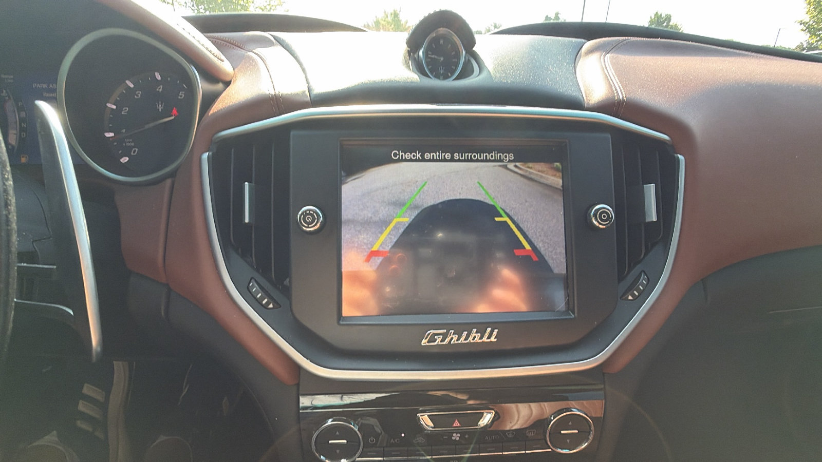 Used 2015 Maserati Ghibli S Q4 AWD/4WD image 33