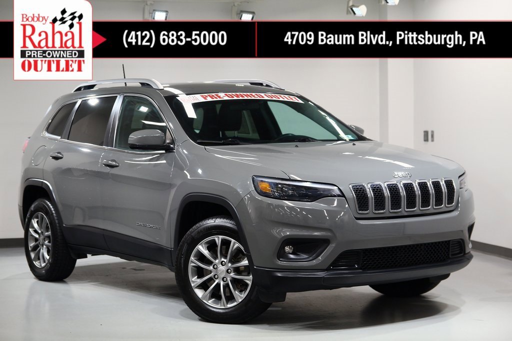 Used 2019 Jeep Cherokee Latitude Plus w/ Cold Weather Group image 1