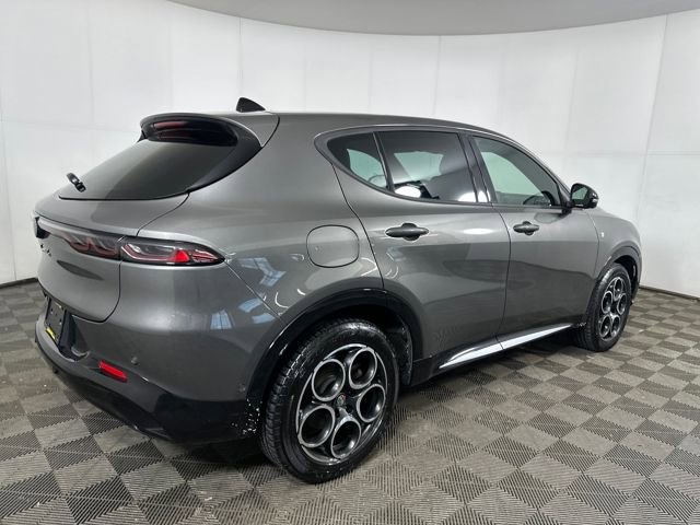 Used 2024 Alfa Romeo Tonale Ti image 3