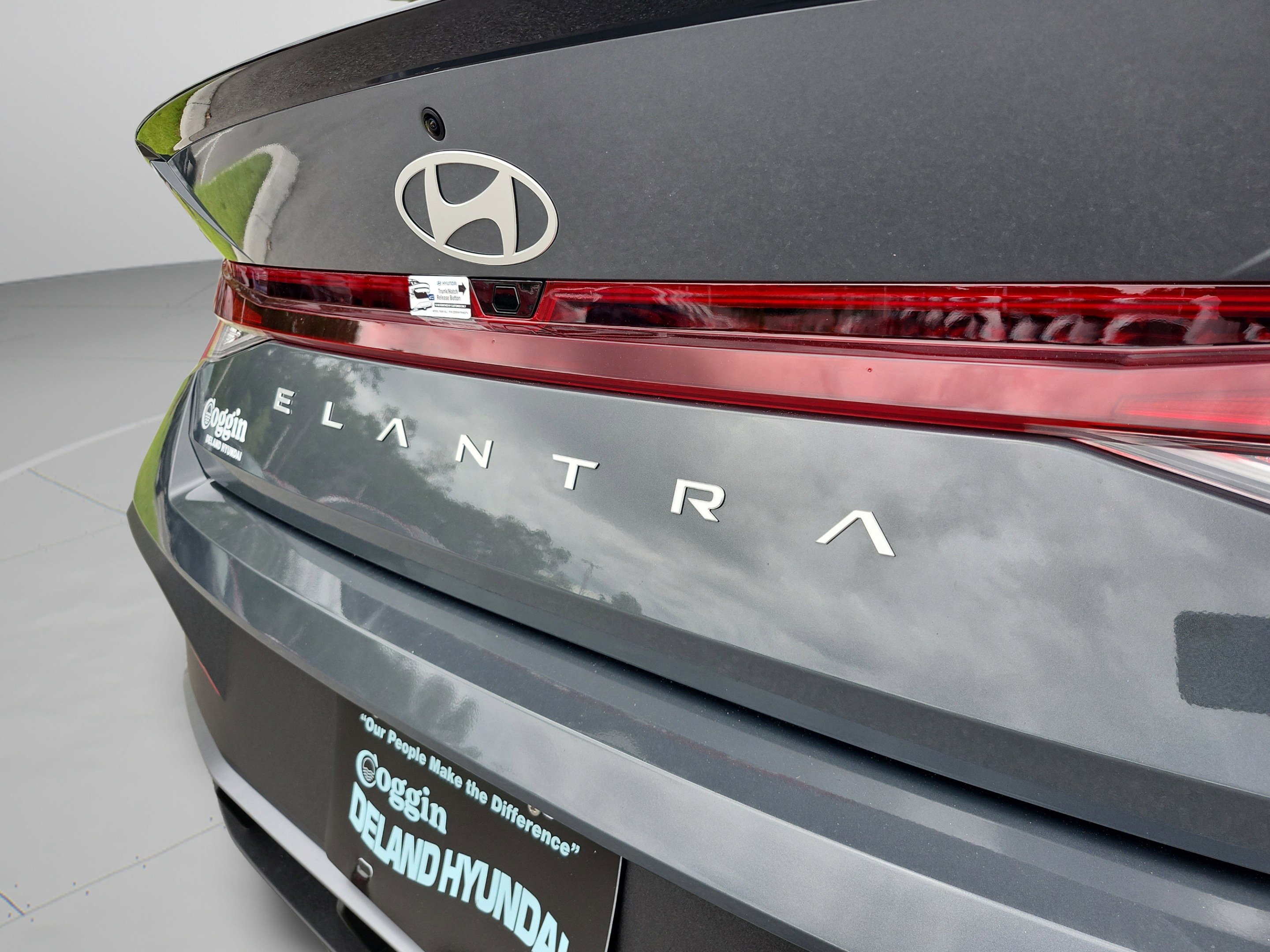 New 2026 Hyundai Elantra Sport FWD image 30