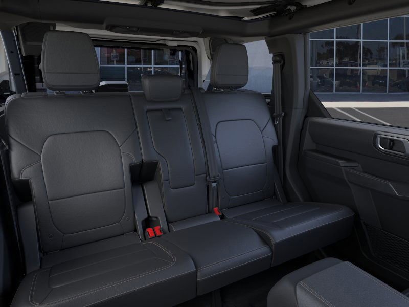 New 2025 Ford Bronco Badlands image 11