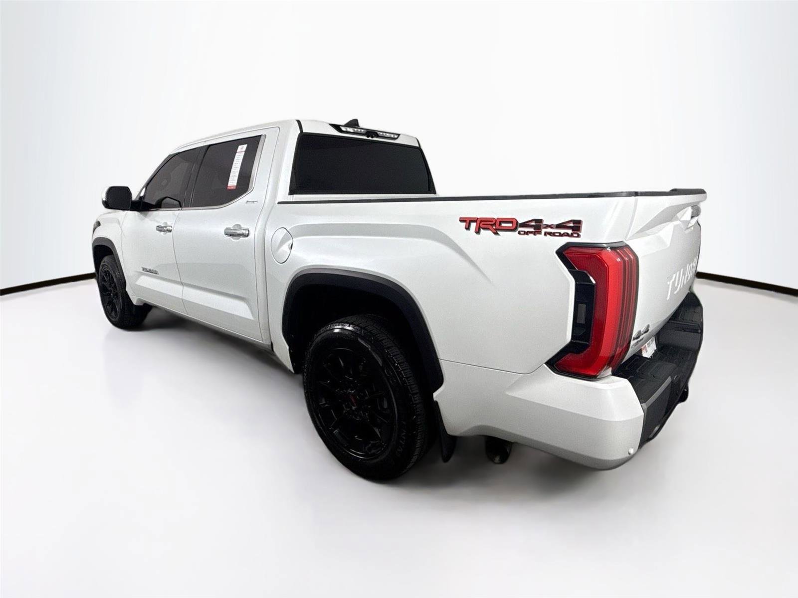 Used 2022 Toyota Tundra Limited w/ TRD Off-Road Package AWD/4WD image 8