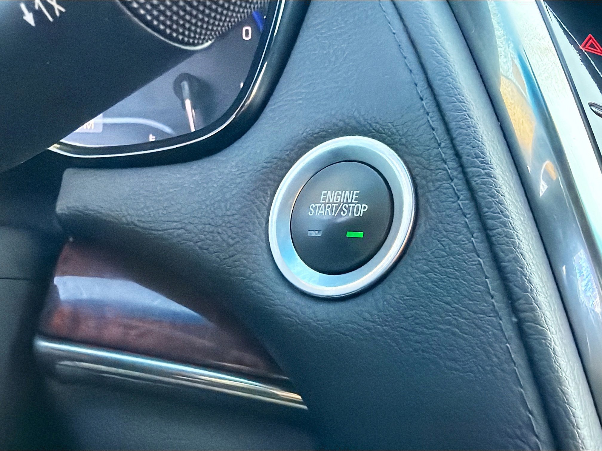 Used 2014 Cadillac CTS Luxury image 7