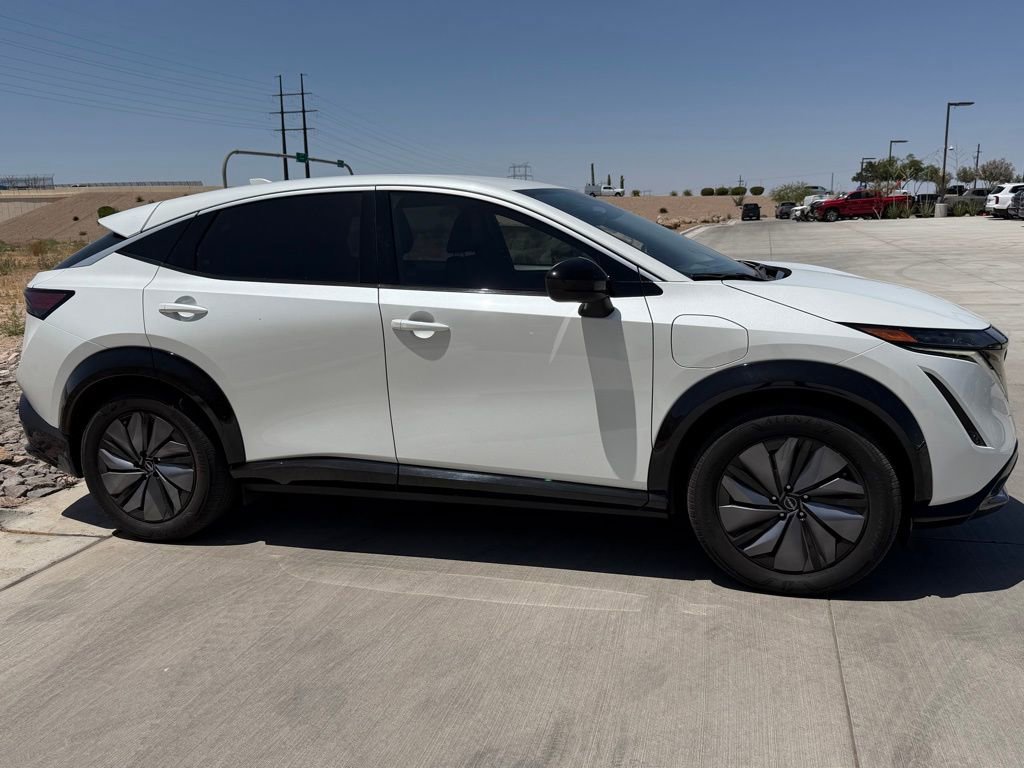 Used 2024 Nissan Ariya FWD image 3