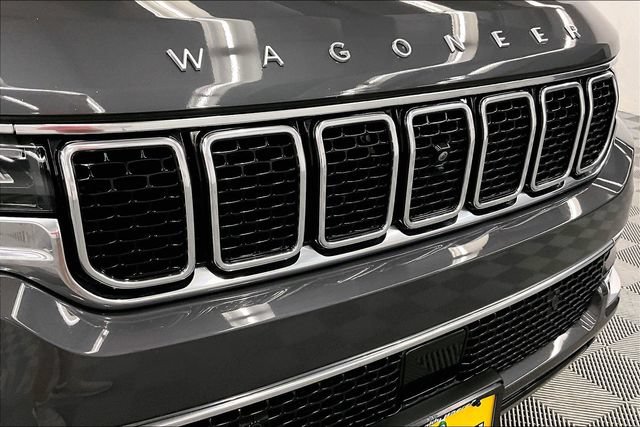 Used 2023 Jeep Wagoneer 4WD w/ Premium Group I image 34