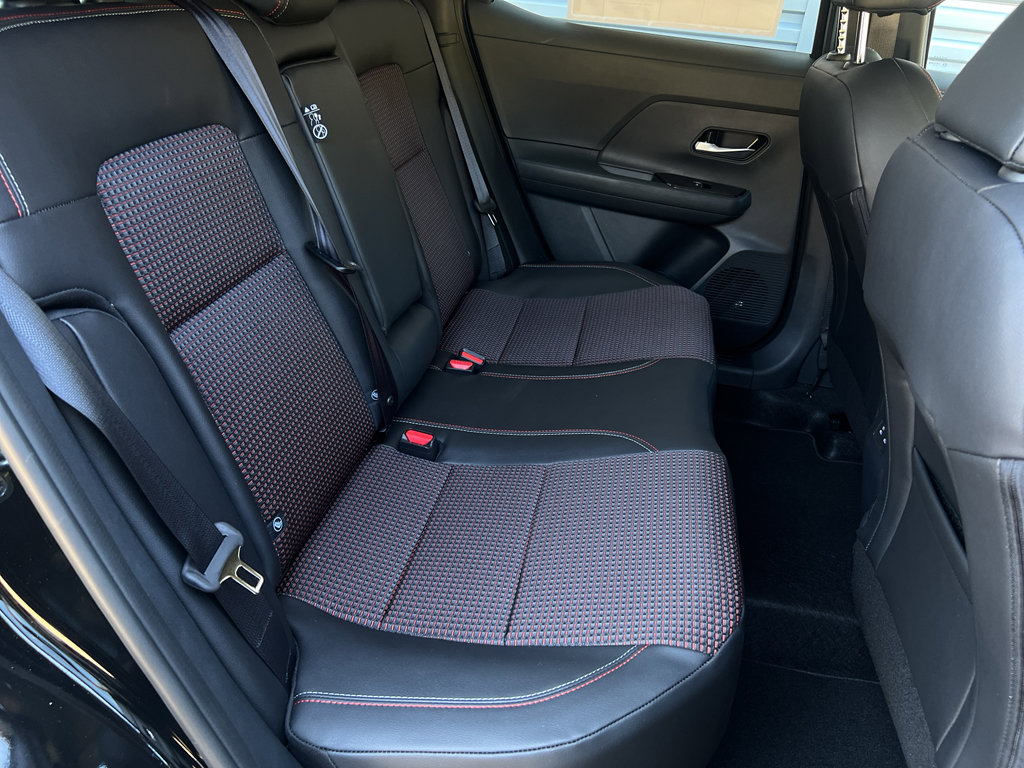 New 2026 Nissan Kicks SR w/ Cold Weather Package image 19