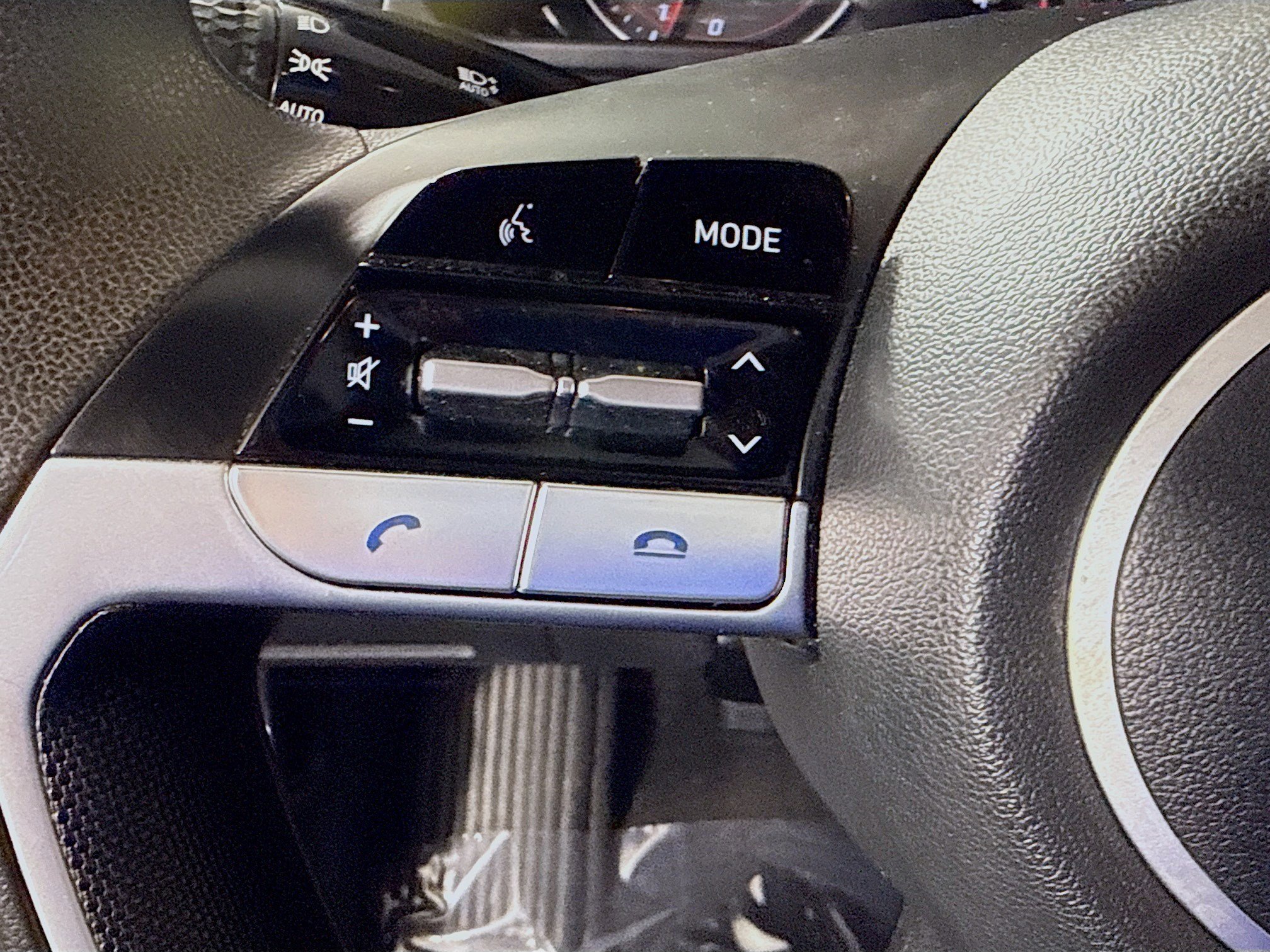 Used 2021 Hyundai Elantra SEL image 14