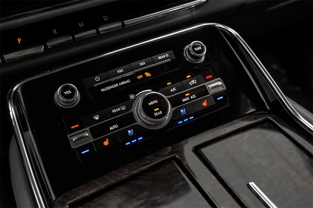 Used 2019 Lincoln Navigator Reserve image 29