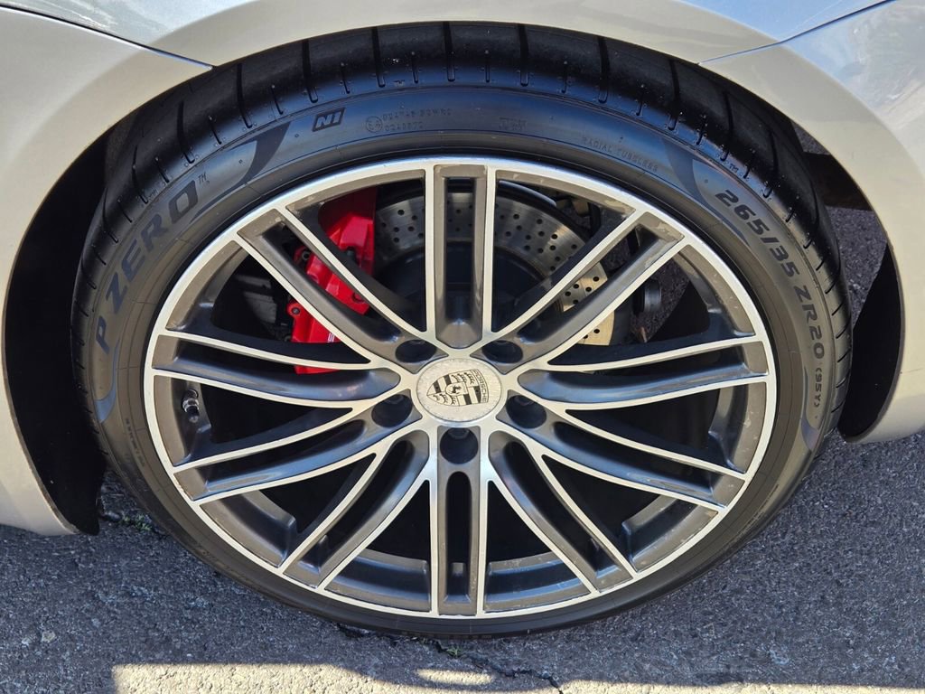 Used 2017 Porsche 718 Boxster S image 10