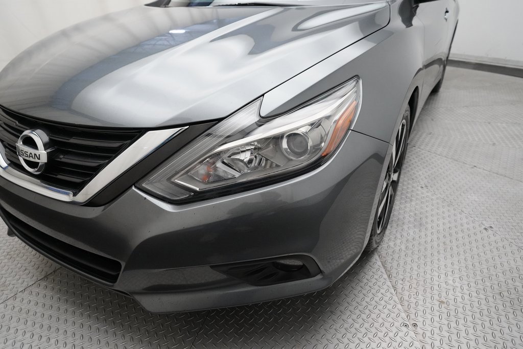 Used 2018 Nissan Altima 2.5 SR image 22