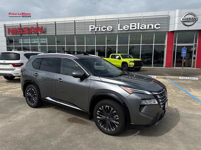 Used 2025 Nissan Rogue Platinum AWD/4WD image 1