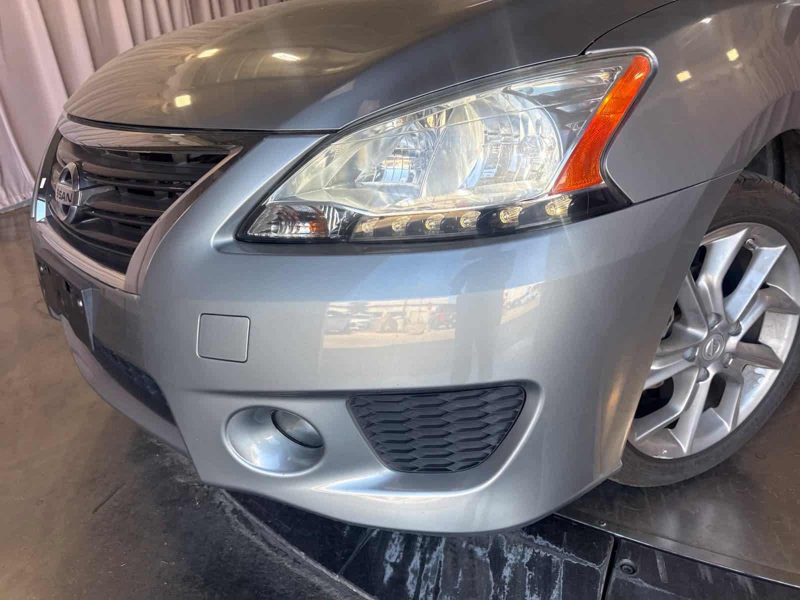 Used 2013 Nissan Sentra SR w/ Driver Pkg FWD image 9