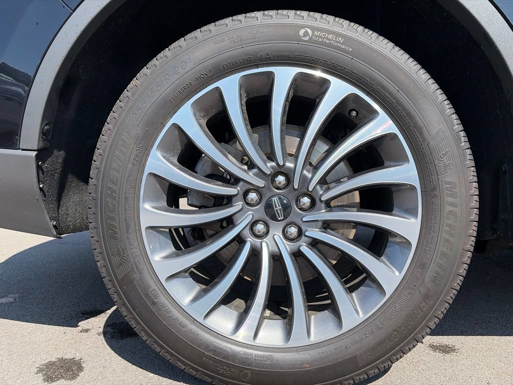 Used 2024 Lincoln Aviator AWD w/ Premium Package image 23