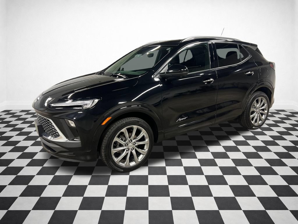 Certified 2025 Buick Encore GX Avenir w/ Avenir Technology Package AWD/4WD image 5