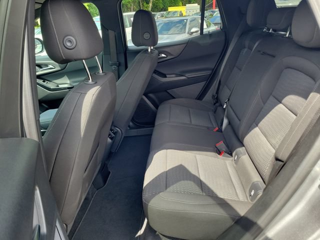 Used 2025 Chevrolet Equinox LT FWD image 12
