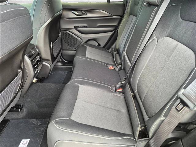 New 2026 Jeep Grand Cherokee Laredo X AWD/4WD image 13