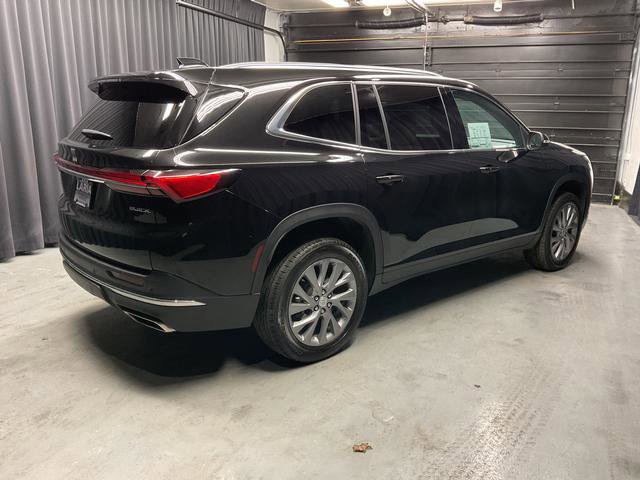 Used 2025 Buick Enclave Preferred w/ LPO, All-Weather Package image 5