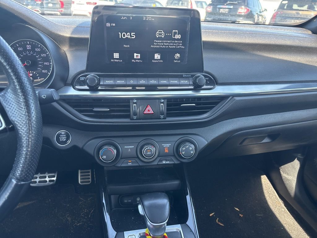 Certified 2021 Kia Forte GT-Line FWD image 10