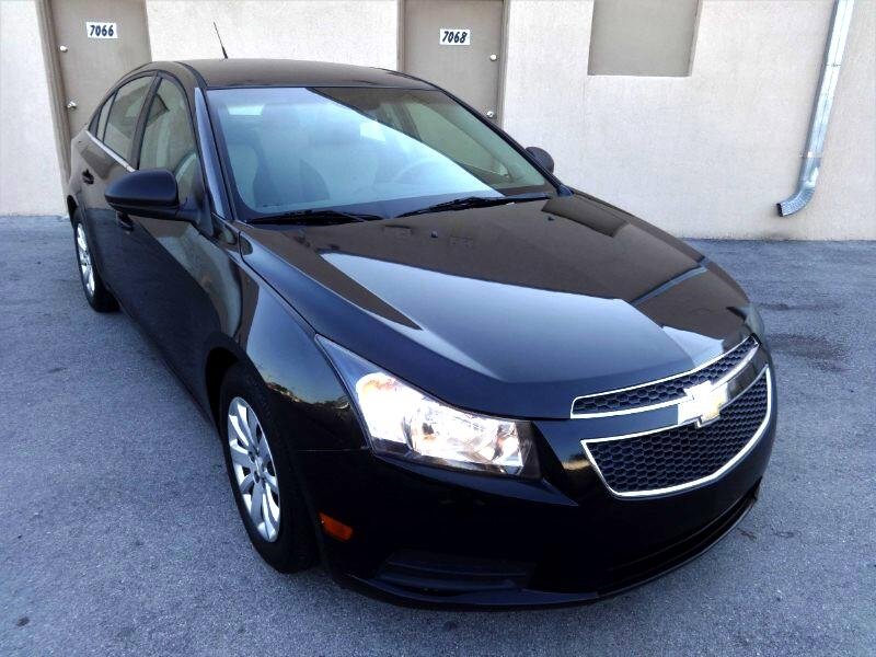 Used 2011 Chevrolet Cruze LS w/ Connectivity Package image 21