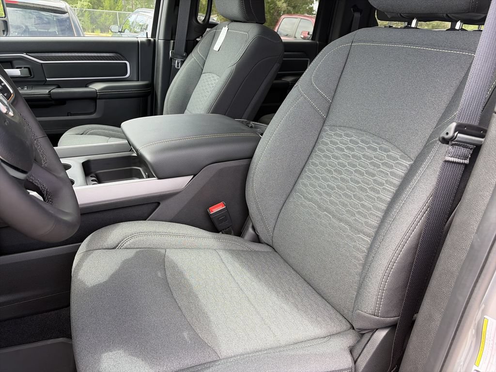 New 2026 RAM 2500 Big Horn AWD/4WD image 11