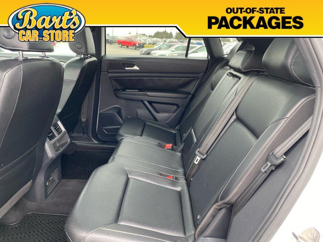 Used 2020 Volkswagen Atlas Cross Sport SE w/ Panoramic Sunroof Package FWD image 18