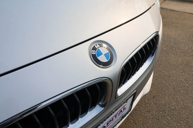 Used 2018 BMW 330i xDrive Sedan w/ Convenience Package image 18