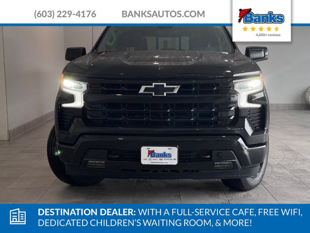 Certified 2025 Chevrolet Silverado 1500 RST w/ Convenience Package II AWD/4WD image 3