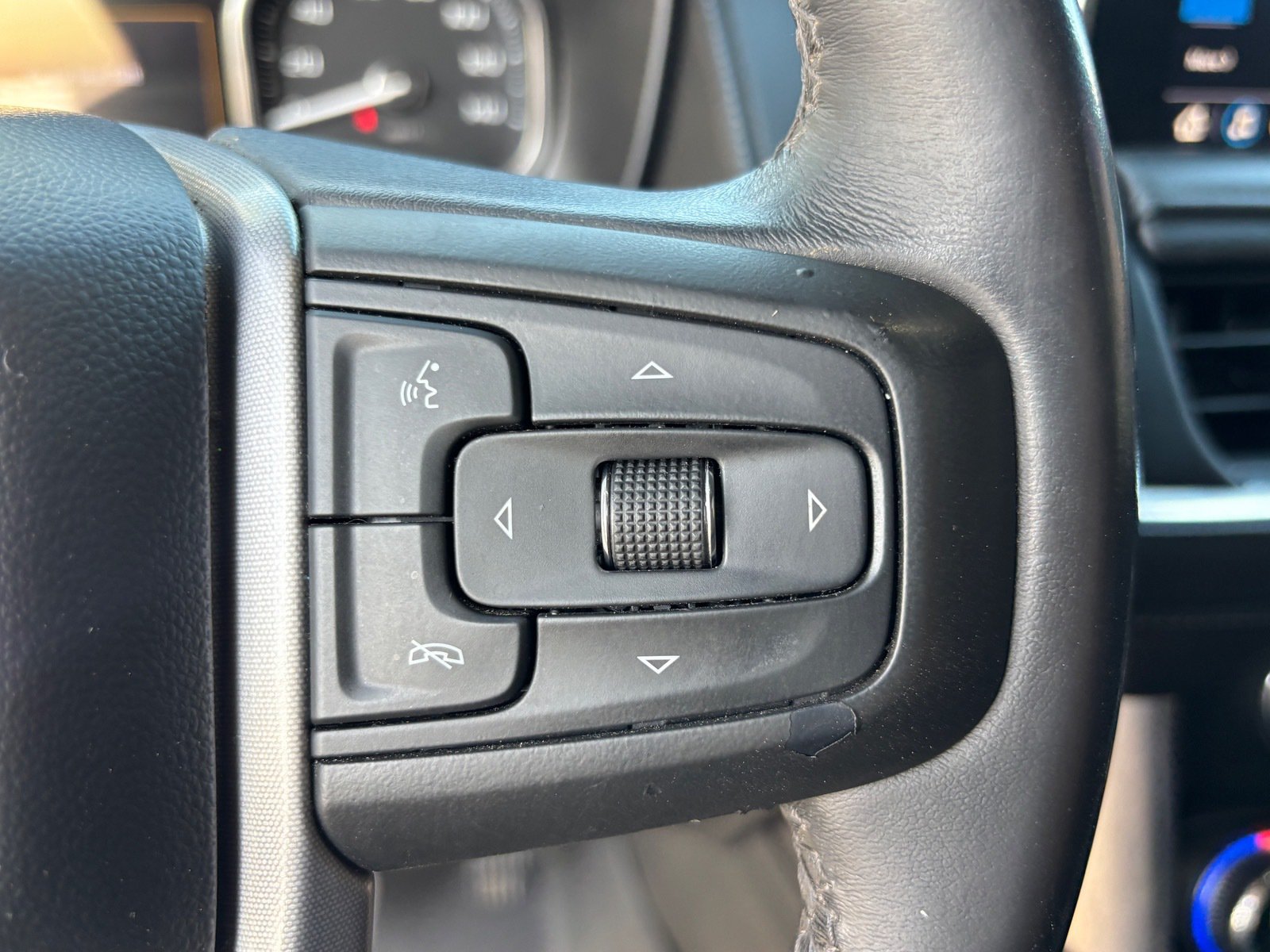 Used 2021 GMC Yukon SLE AWD/4WD image 22