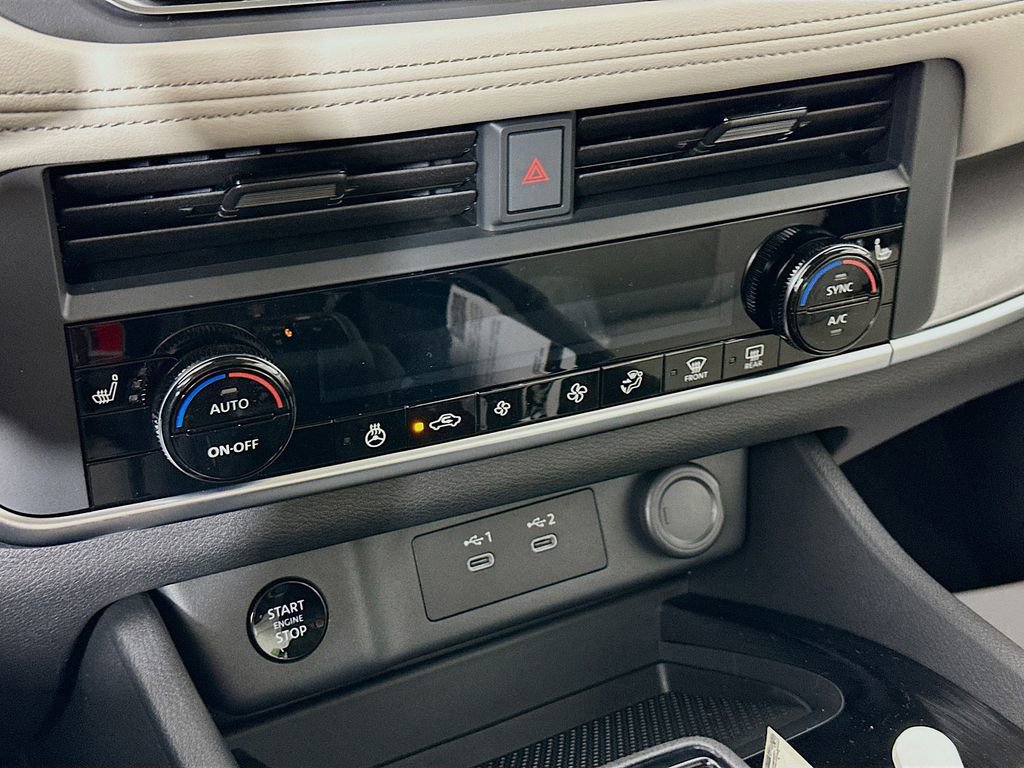 New 2026 Nissan Rogue SV image 20