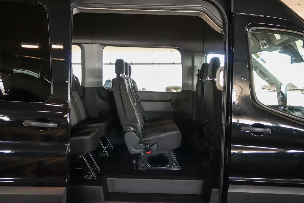 Used 2023 Ford Transit 350 XLT RWD image 17
