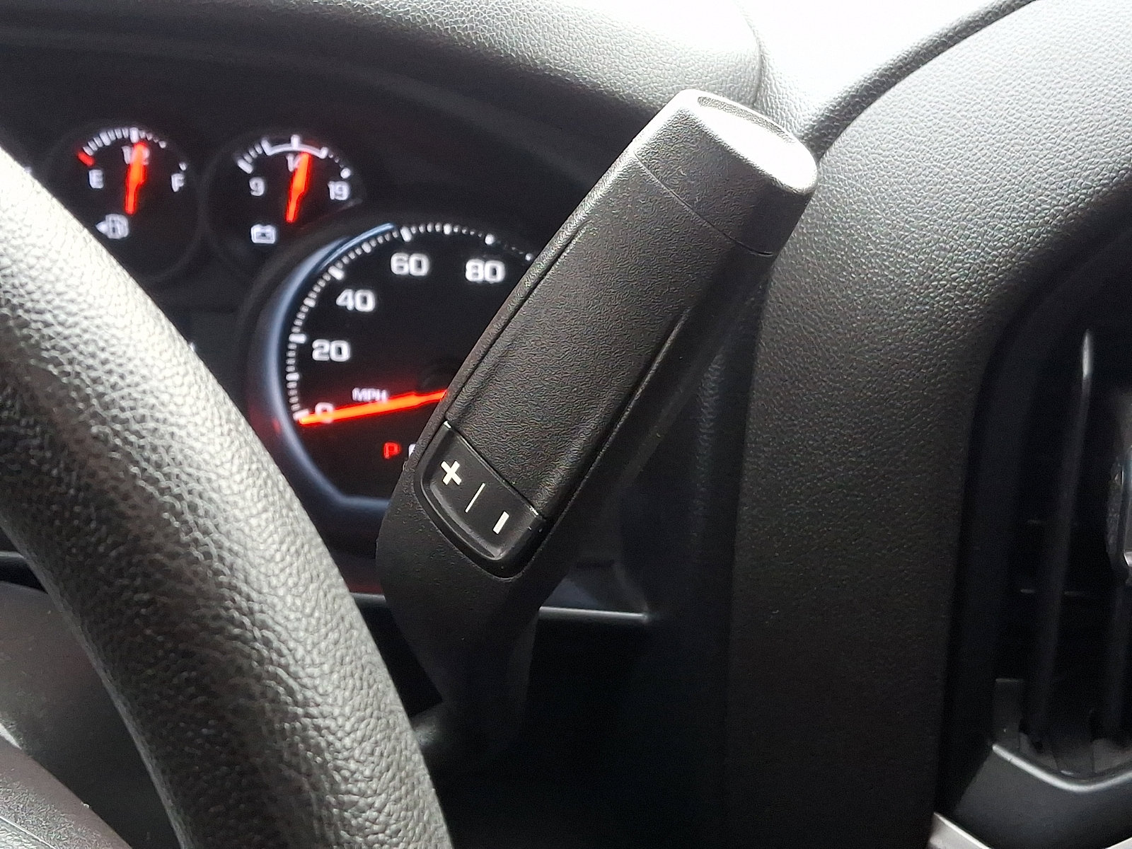 Used 2024 GMC Sierra 2500 Pro w/ Convenience Package image 15