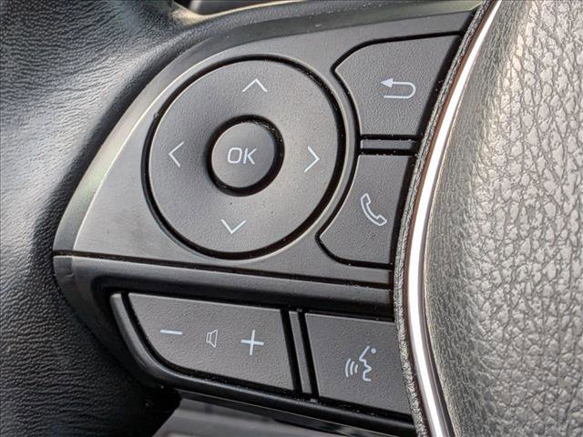 Used 2020 Toyota Camry SE image 11