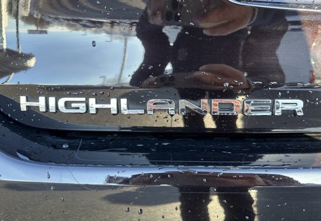 Used 2022 Toyota Highlander XLE image 8