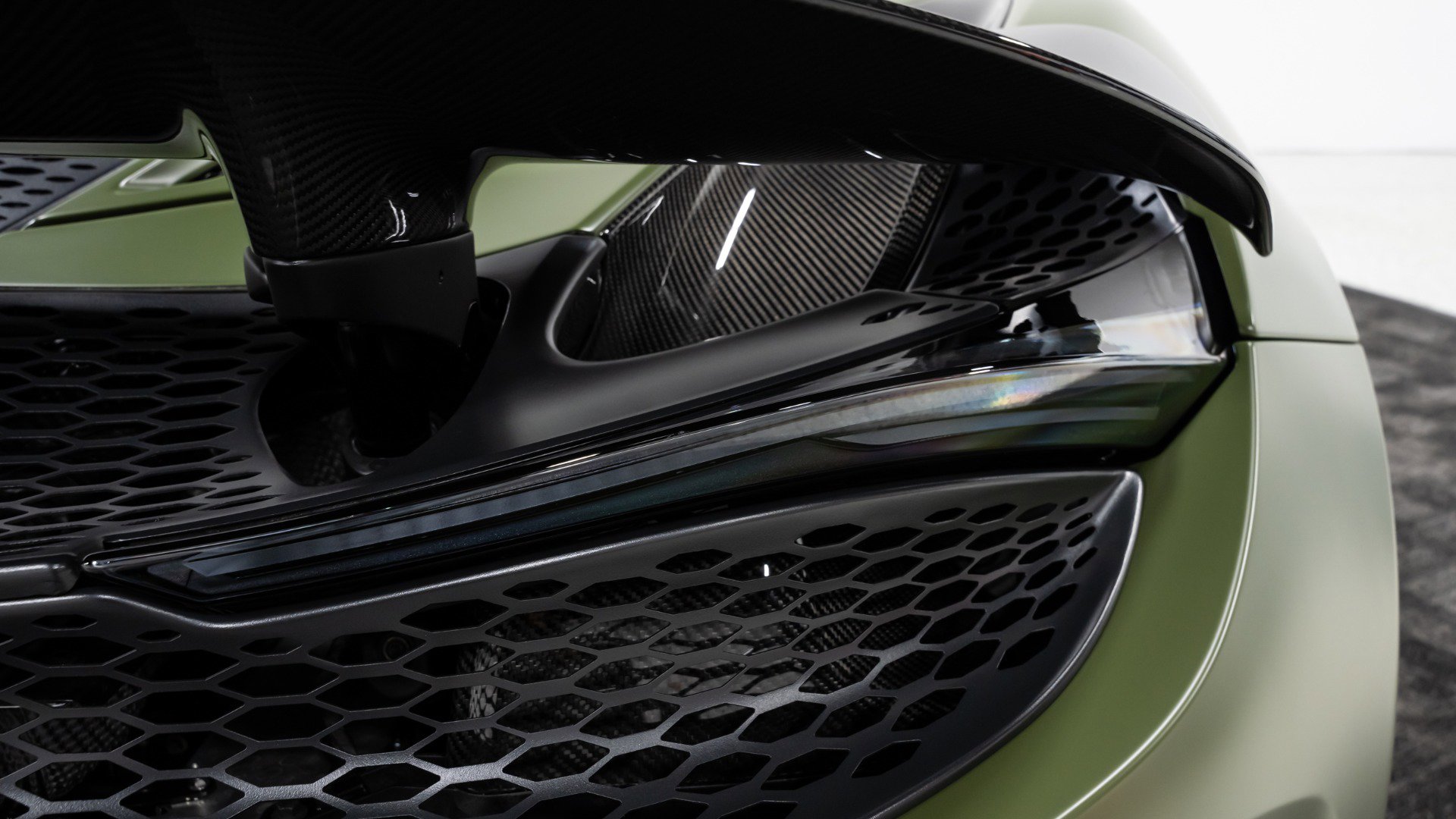 Used 2026 McLaren 750S image 36