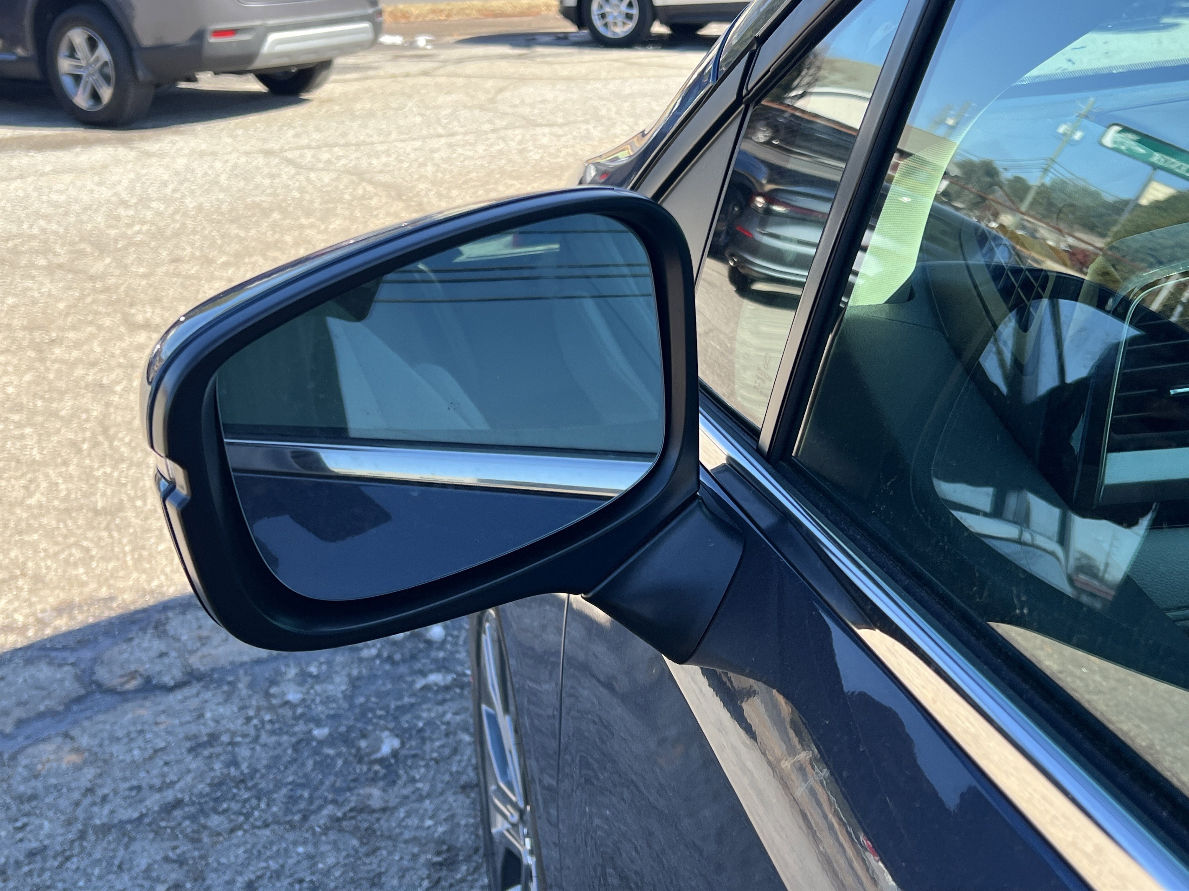 New 2026 Honda Odyssey Touring image 13