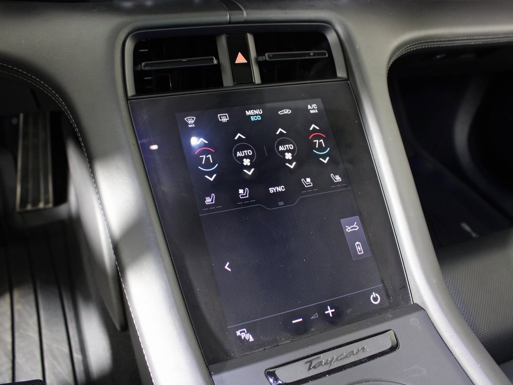 Used 2020 Porsche Taycan Turbo image 33