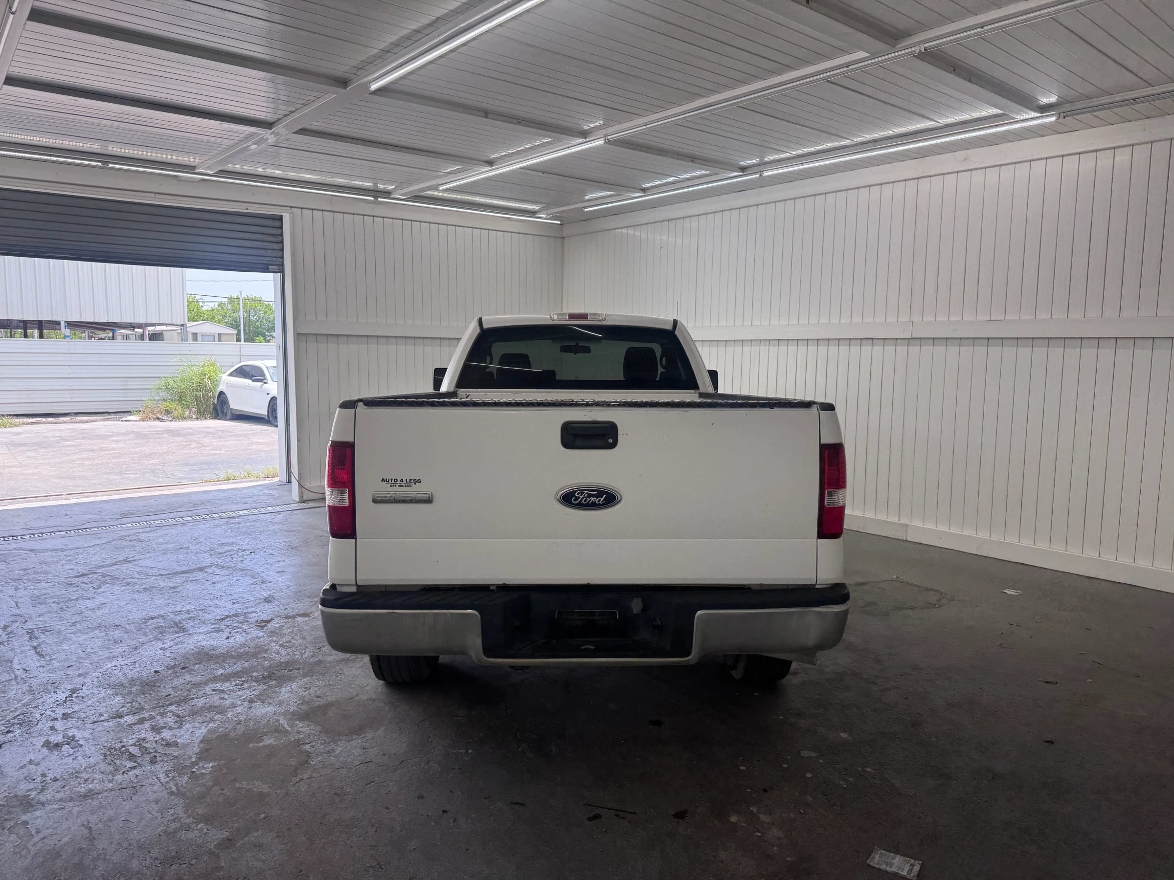 Used 2005 Ford F150 XL RWD image 6
