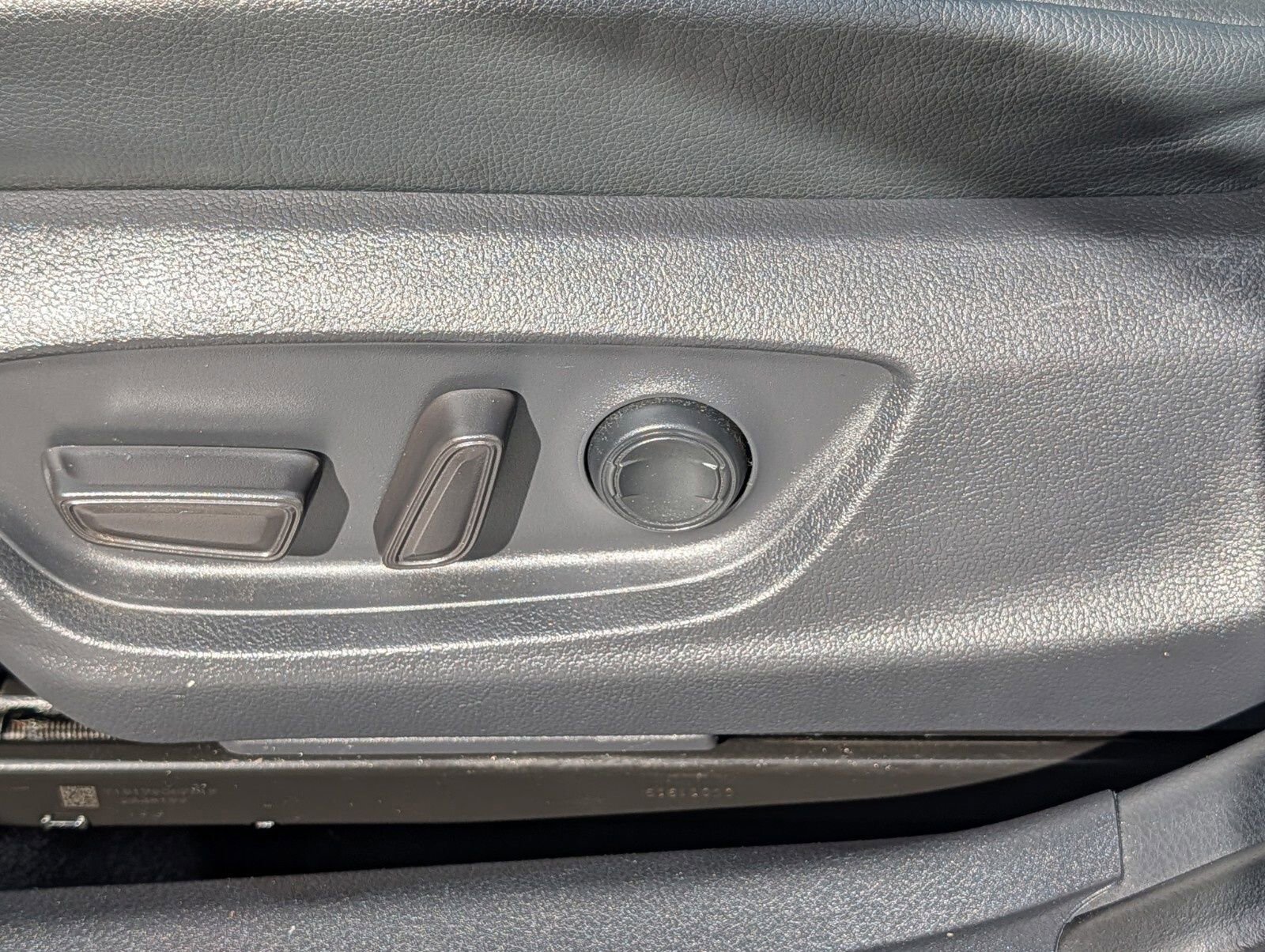 Used 2019 Toyota Camry SE image 18