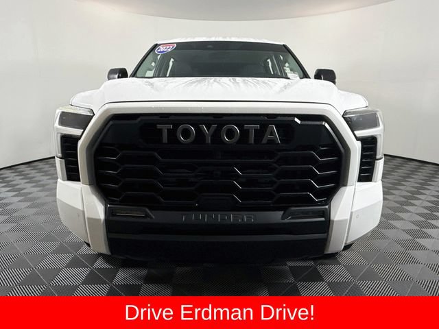 Used 2022 Toyota Tundra SR5 w/ Convenience Package RWD image 2