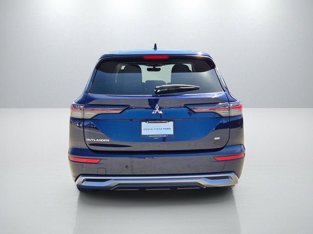 Used 2025 Mitsubishi Outlander SE FWD image 8