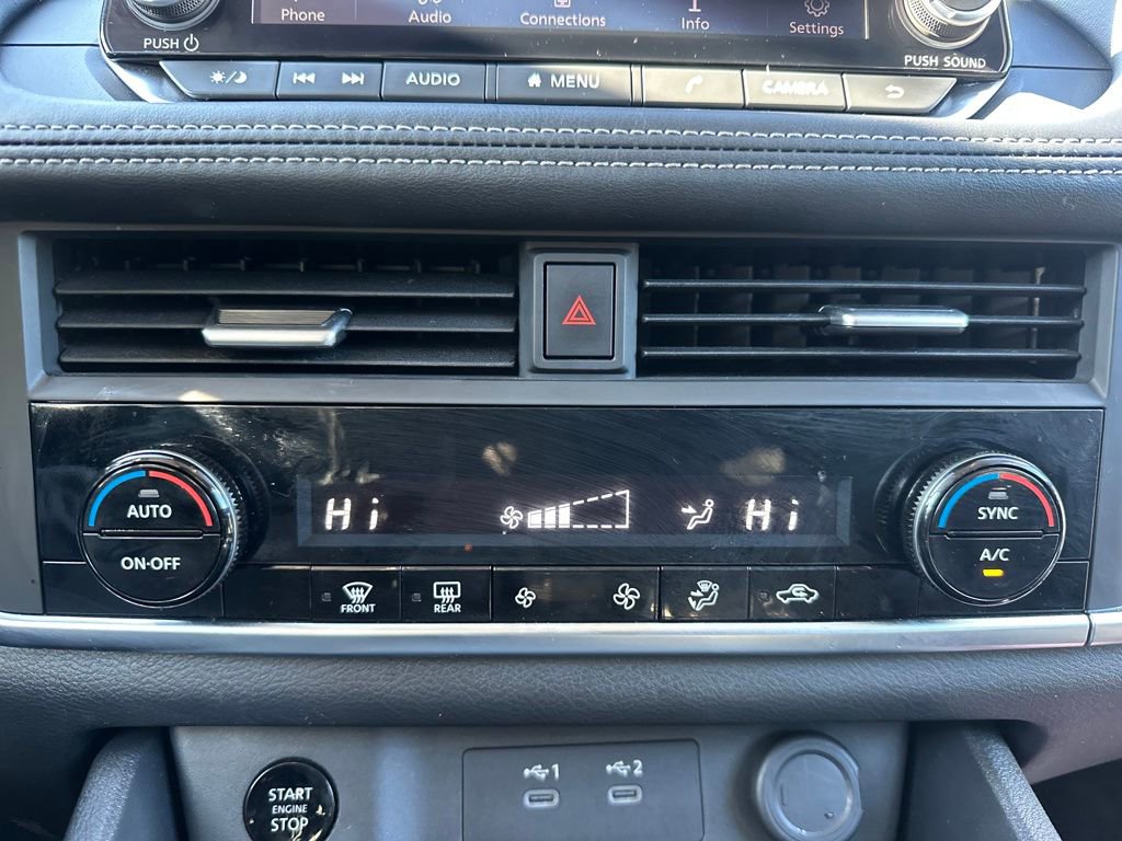 Used 2025 Nissan Rogue SV image 44