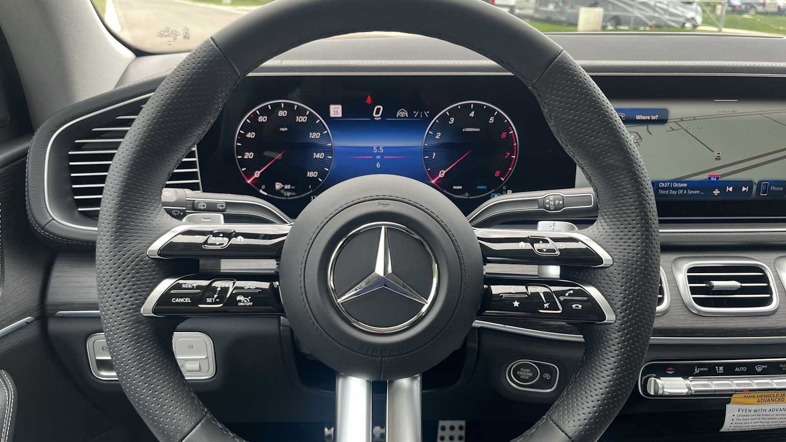 New 2026 Mercedes-Benz GLS 450 4MATIC image 39