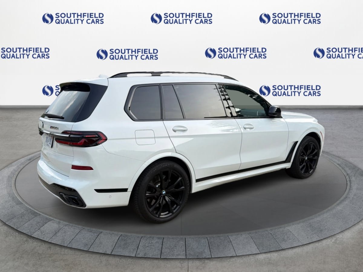 Used 2024 BMW X7 M60i w/ Executive Package AWD/4WD image 7