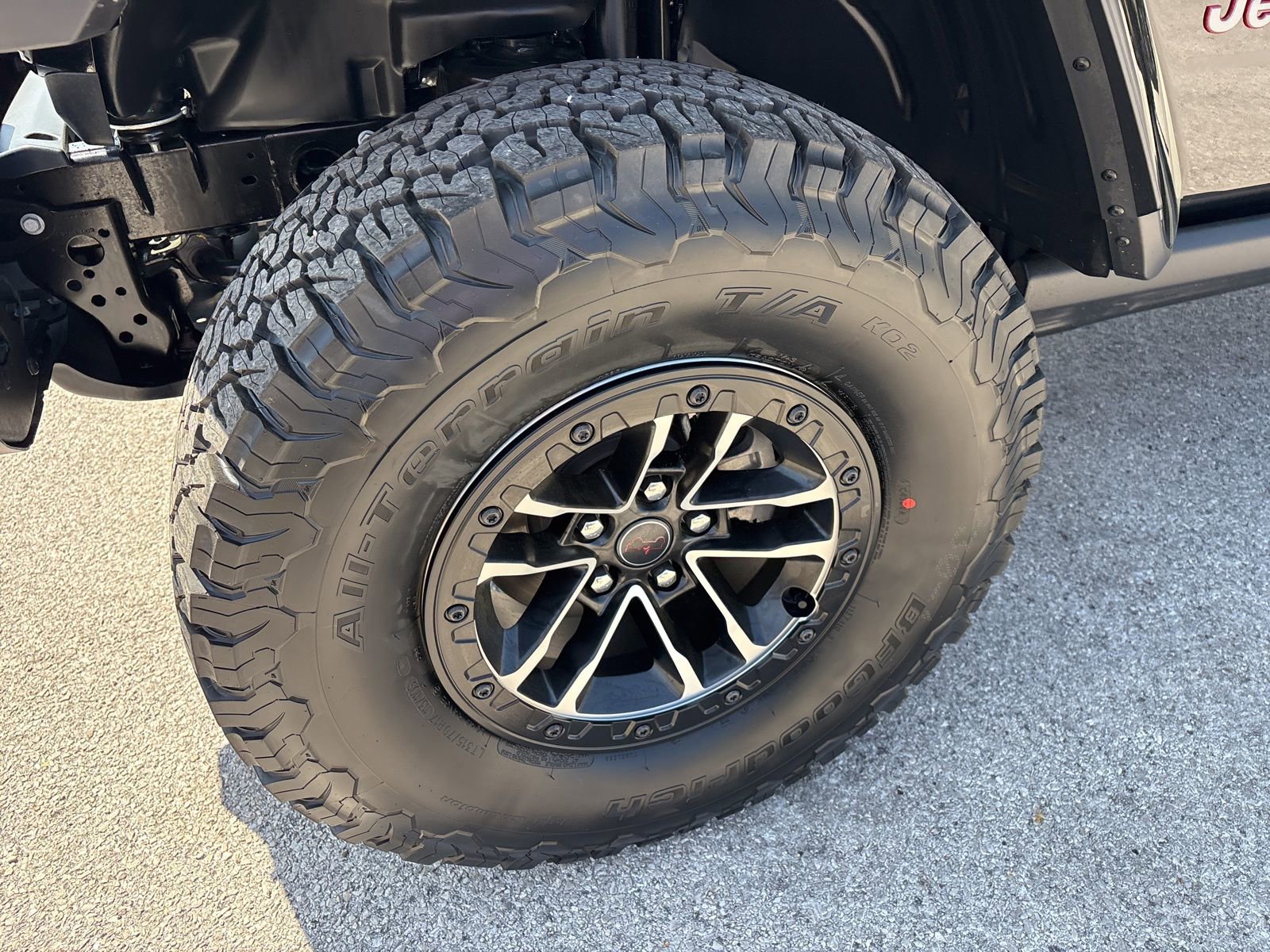 New 2026 Jeep Wrangler Unlimited Rubicon AWD/4WD image 32