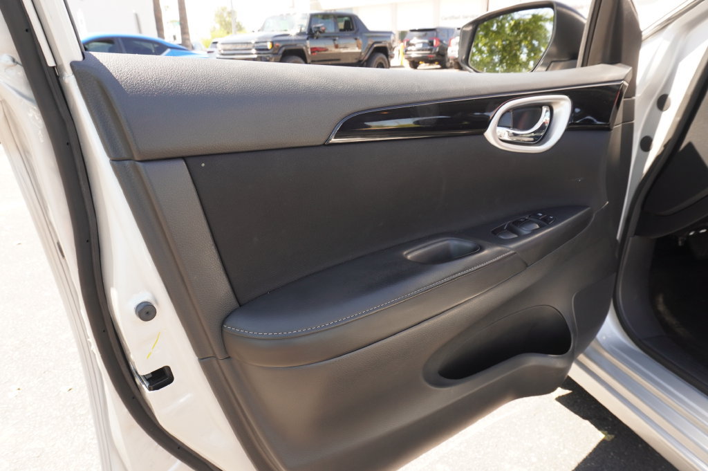 Used 2019 Nissan Sentra SV FWD image 14
