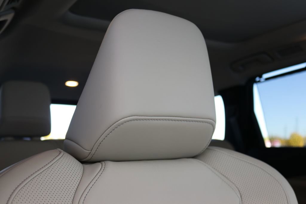 Certified 2025 INFINITI QX60 Luxe image 38