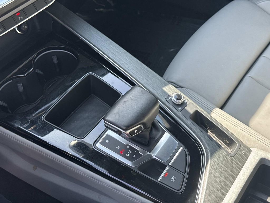 Used 2021 Audi A4 2.0T Premium Plus AWD/4WD image 27