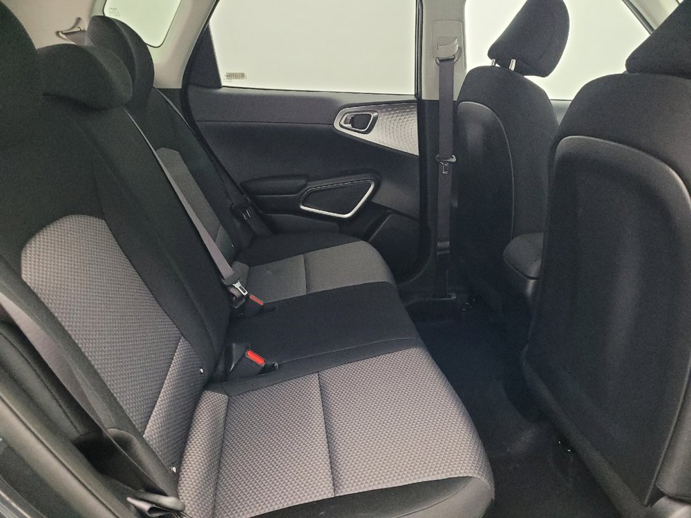 Used 2025 Kia Soul LX image 19