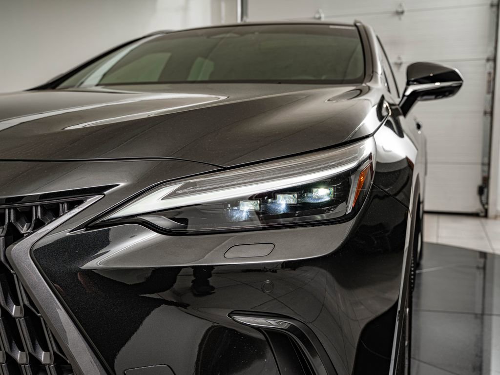 Certified 2025 Lexus NX 350h AWD w/ Accessory Package (2T) image 13